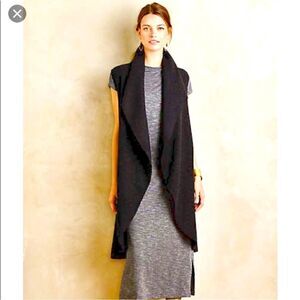 Moth sweater vest 